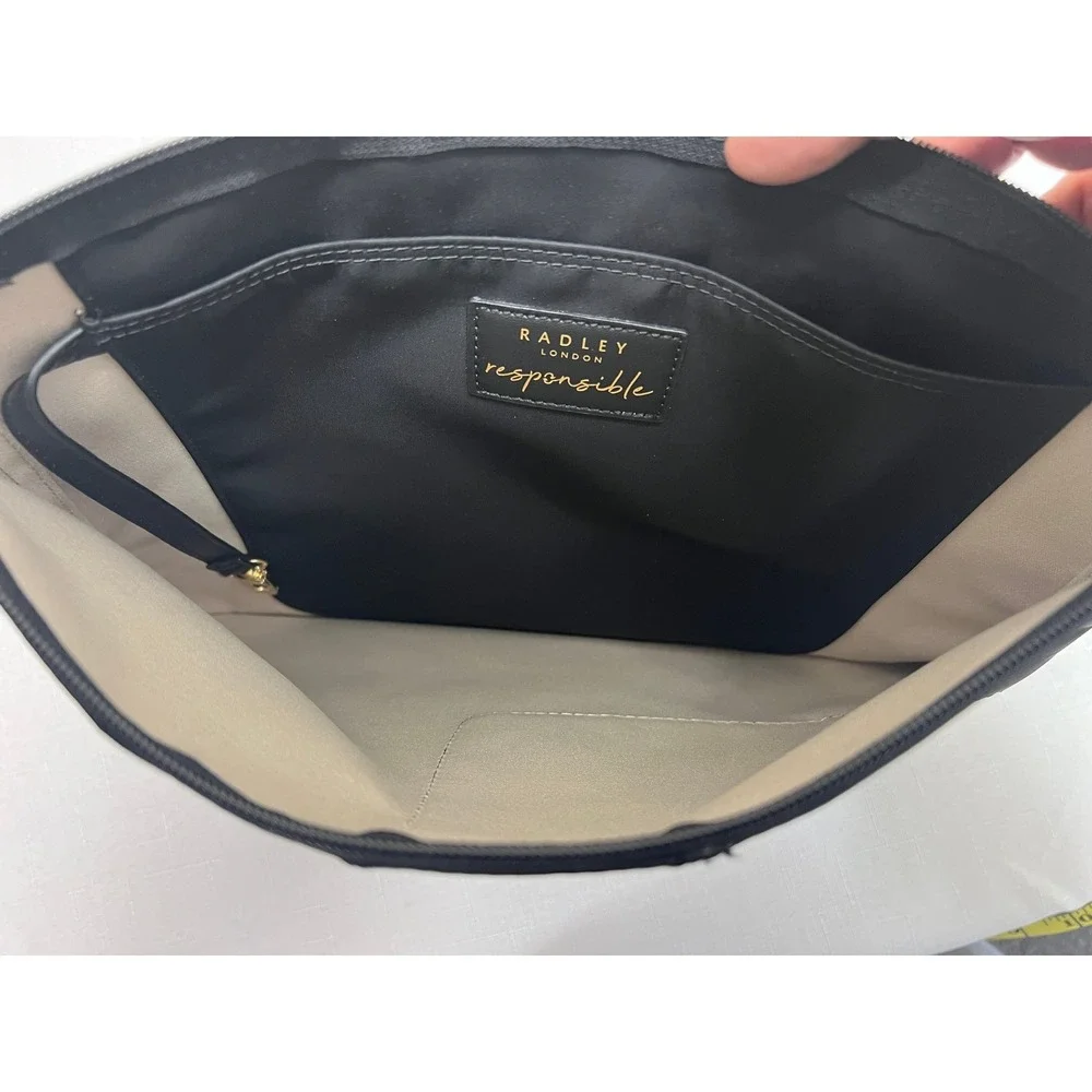 Radley London Backpack Women Medium Black Excellent Recycled Nylon Zip Pocket